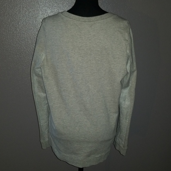 Mossimo Sweatershirt - Picture 2 of 3
